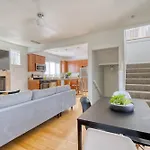 Stay Portland Collection - Casa Solarium, Local Eateries, Parks & Espresso